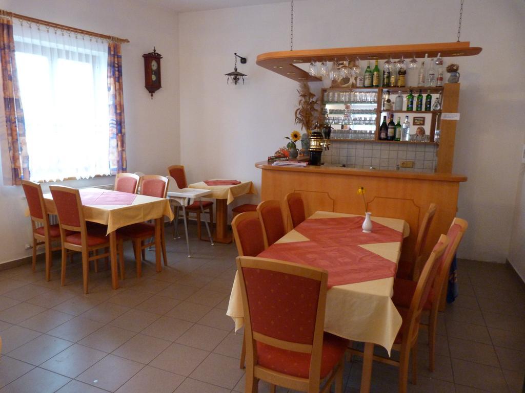 Penzion U Krumlova Srnín Exterior foto